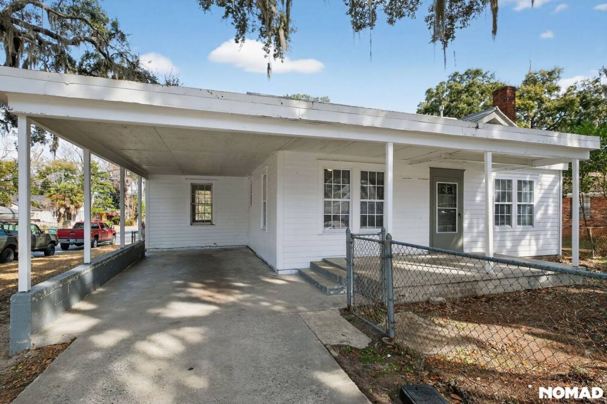 House for rent at 2002 E 51st St, Savannah, GA 31404