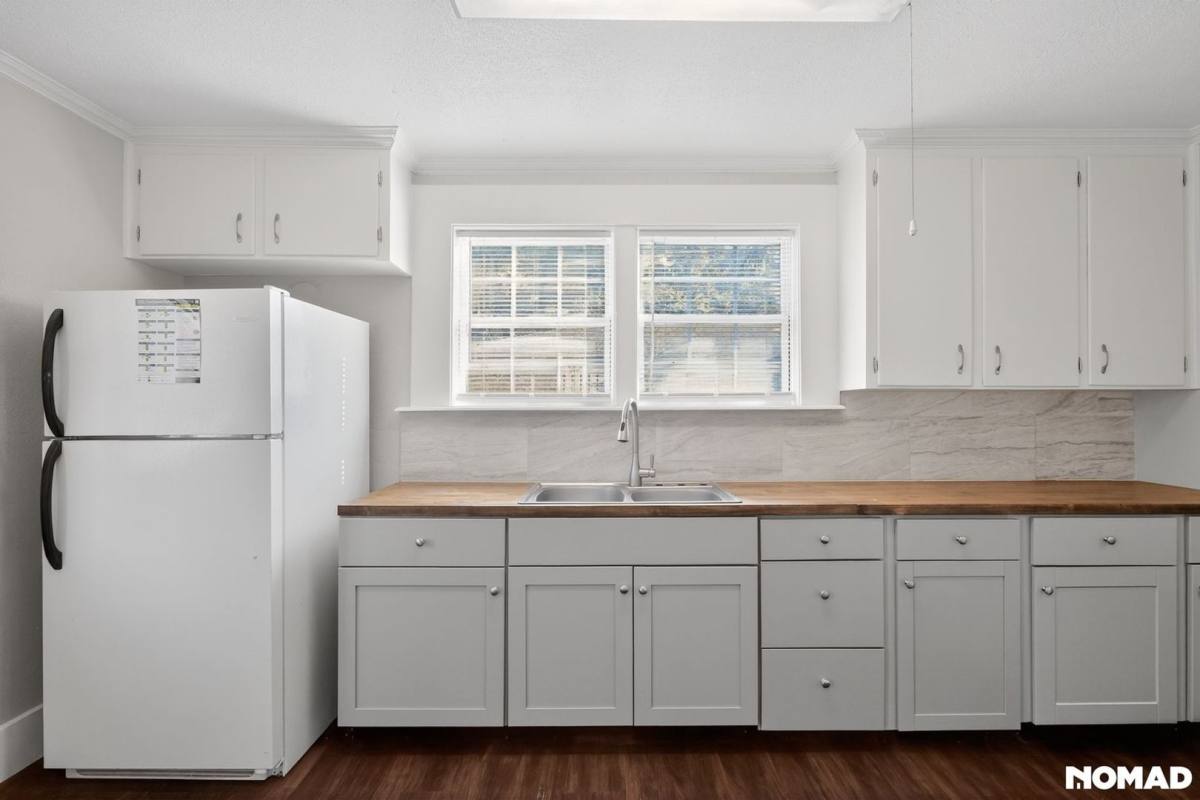 House for rent at 2002 E 51st St, Savannah, GA 31404