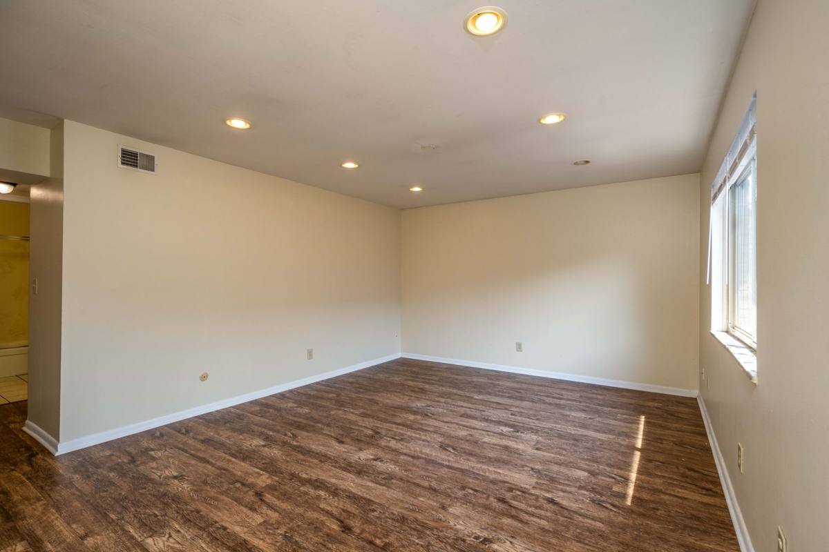 Apartment for rent at 310 E 18th Ave, Columbus, OH 43201