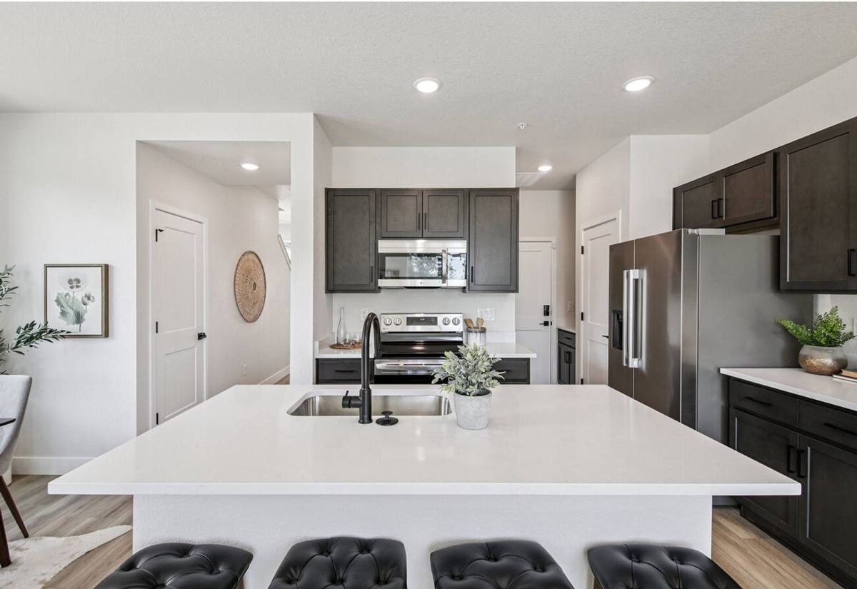 Townhouse for rent at 2445 Yukon Dr, Longmont, CO 80504
