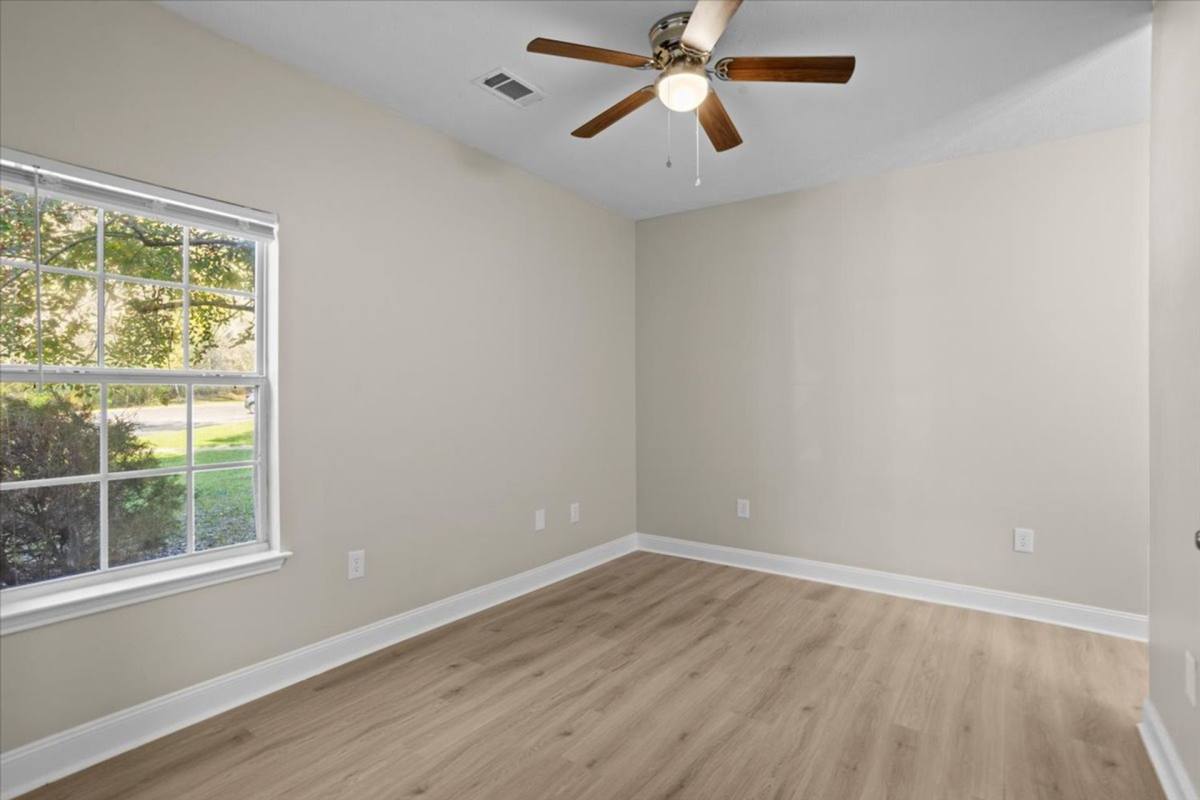 Apartment for rent at 2600 Old Amy Rd, Laurel, MS 39440