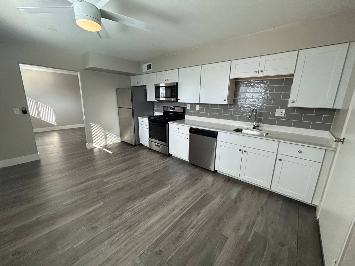 Apartment for rent at 929 E Bethany Home Rd, Phoenix, AZ 85014