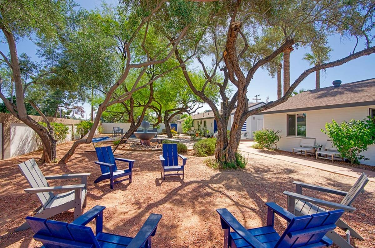 Apartment for rent at 929 E Bethany Home Rd, Phoenix, AZ 85014