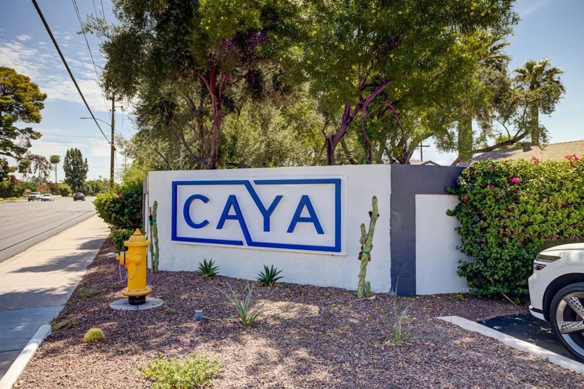 Apartment for rent at 929 E Bethany Home Rd, Phoenix, AZ 85014