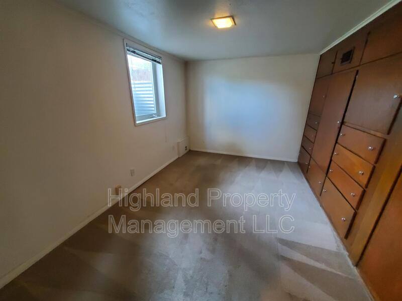 Apartment for rent at 322 W Main St, Pullman, WA 99163