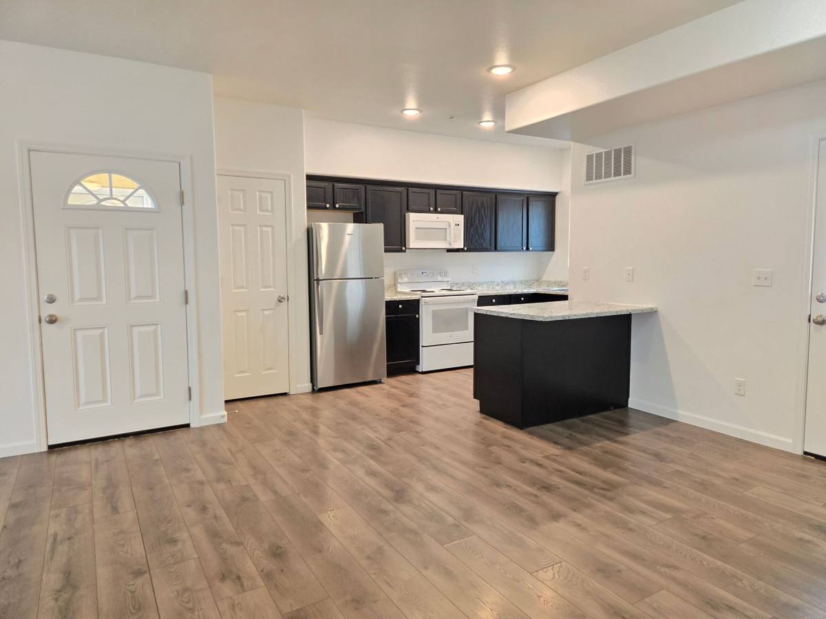 Apartment for rent at 1863 & 1917 W, Kennewick, WA 99337