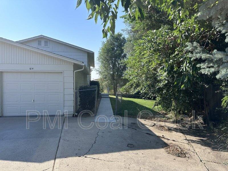 Apartment for rent at 104 Judson St, Longmont, CO 80501