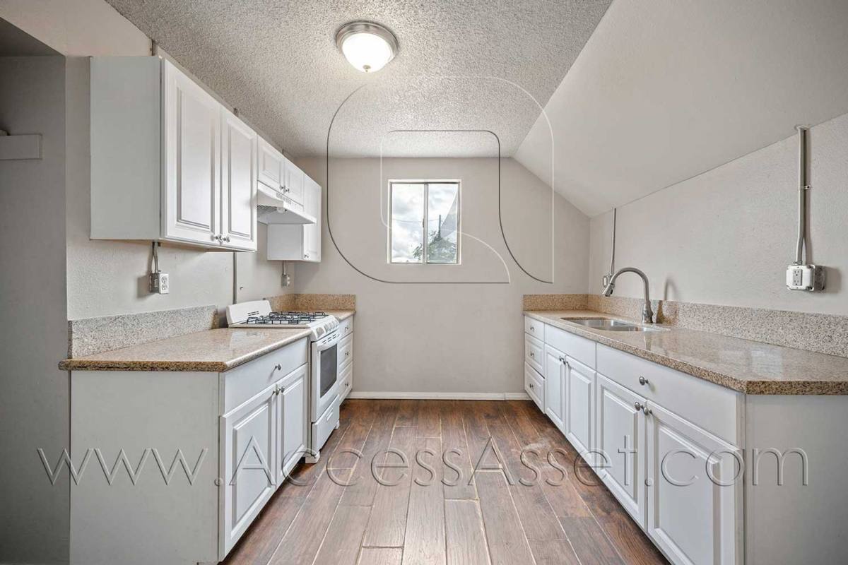 Townhouse for rent at 113 E Kimball, Hemet, CA 92543