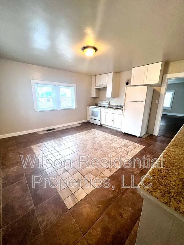 Apartment for rent at 230 Polo Rd, Winston Salem, NC 27105