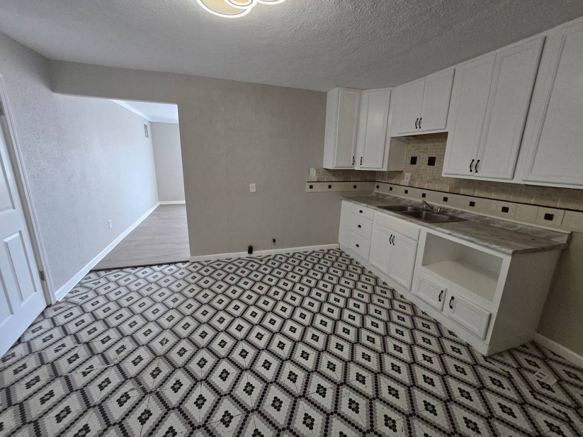 House for rent at 1140 Saint Rose, East Saint Louis, IL 62206