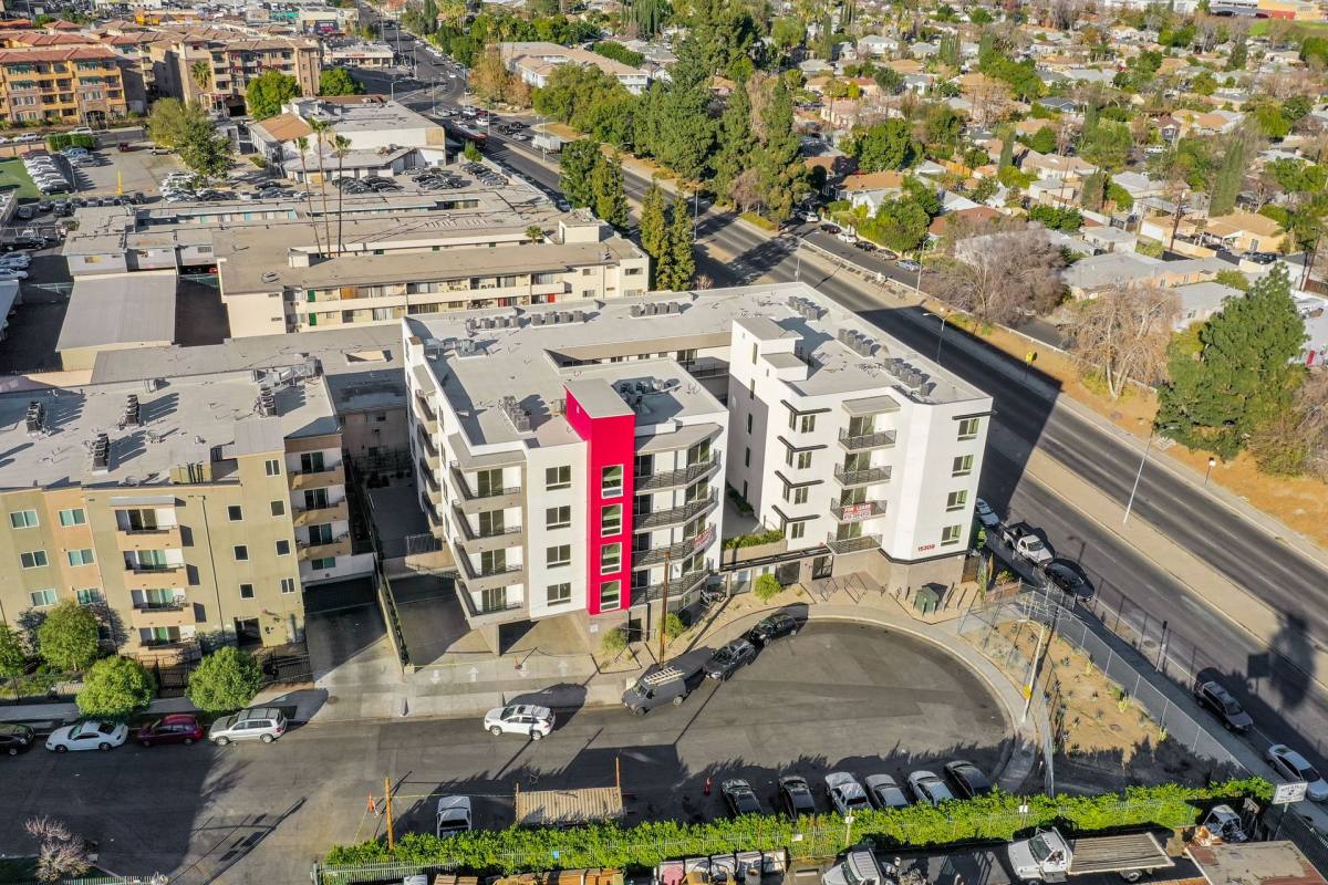 Apartment for rent at 15309 Cabrito Rd, Van Nuys, CA 91406