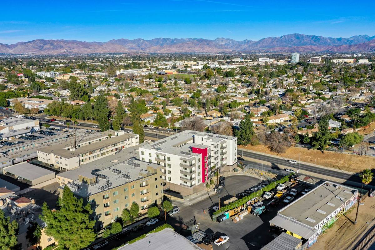 Apartment for rent at 15309 Cabrito Rd, Van Nuys, CA 91406