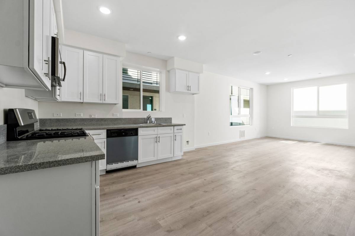 Apartment for rent at 15309 Cabrito Rd, Van Nuys, CA 91406