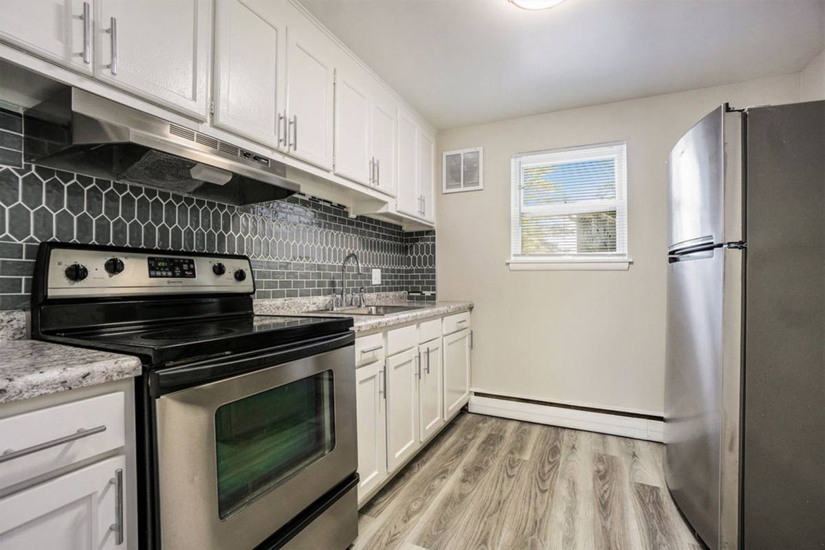 Apartment for rent at 103 Devon Ave #C5, Kalamazoo, MI 49004