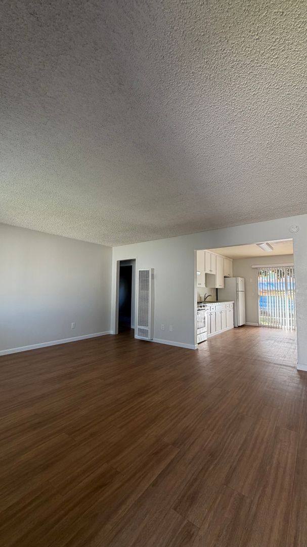 Townhouse for rent at 566-568 7th St, Imperial Beach, CA 91932