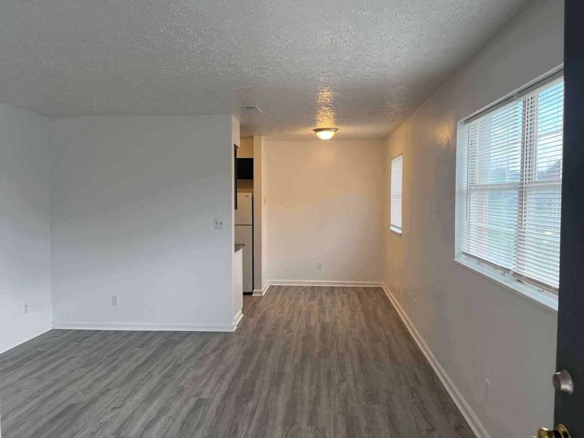 Apartment for rent at 601 Cheyenne Rd, Radcliff, KY 40160