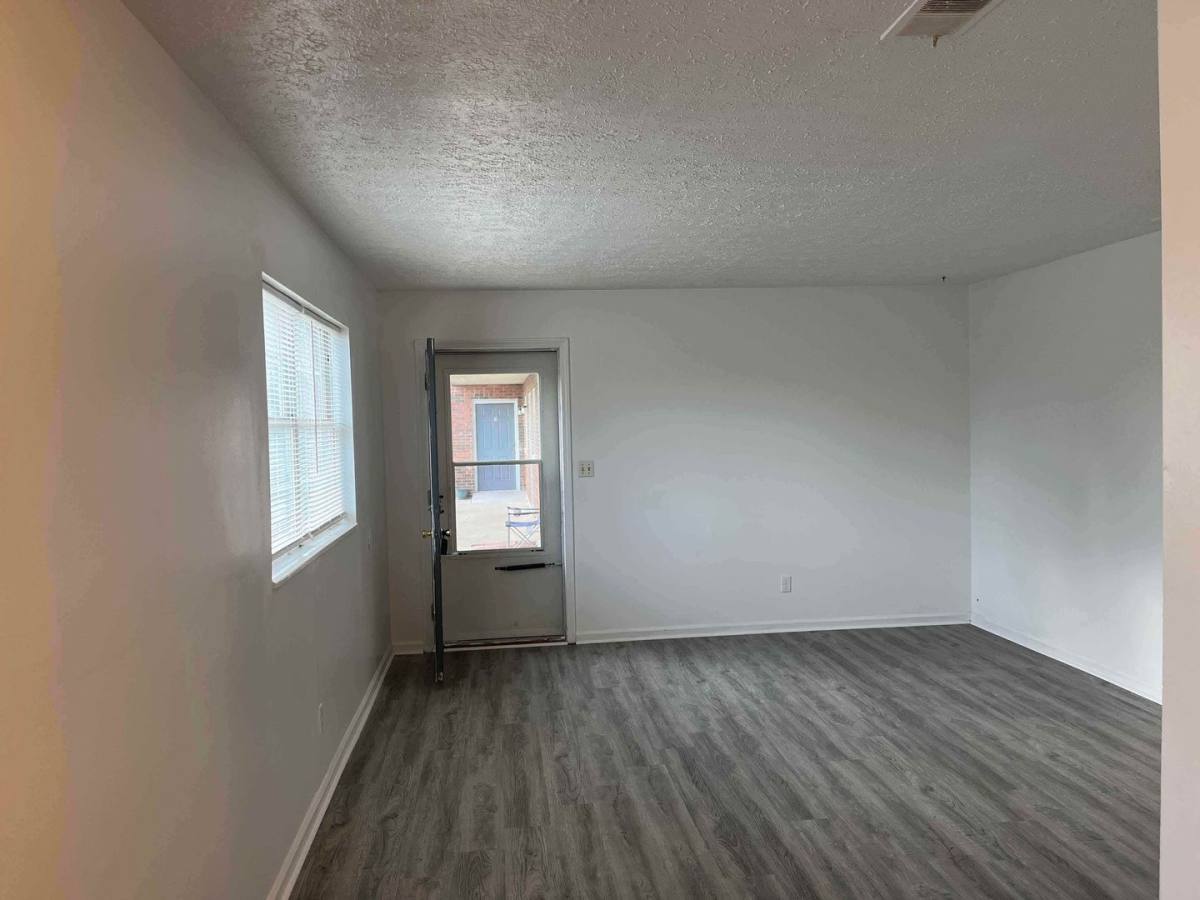 Apartment for rent at 601 Cheyenne Rd, Radcliff, KY 40160