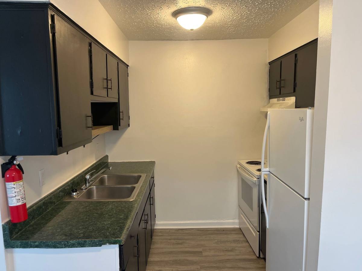 Apartment for rent at 601 Cheyenne Rd, Radcliff, KY 40160
