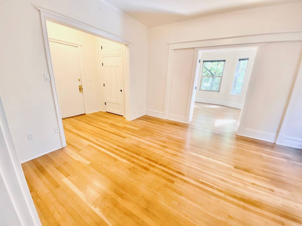 Apartment for rent at 810 E Denny Way, Seattle, WA 98122