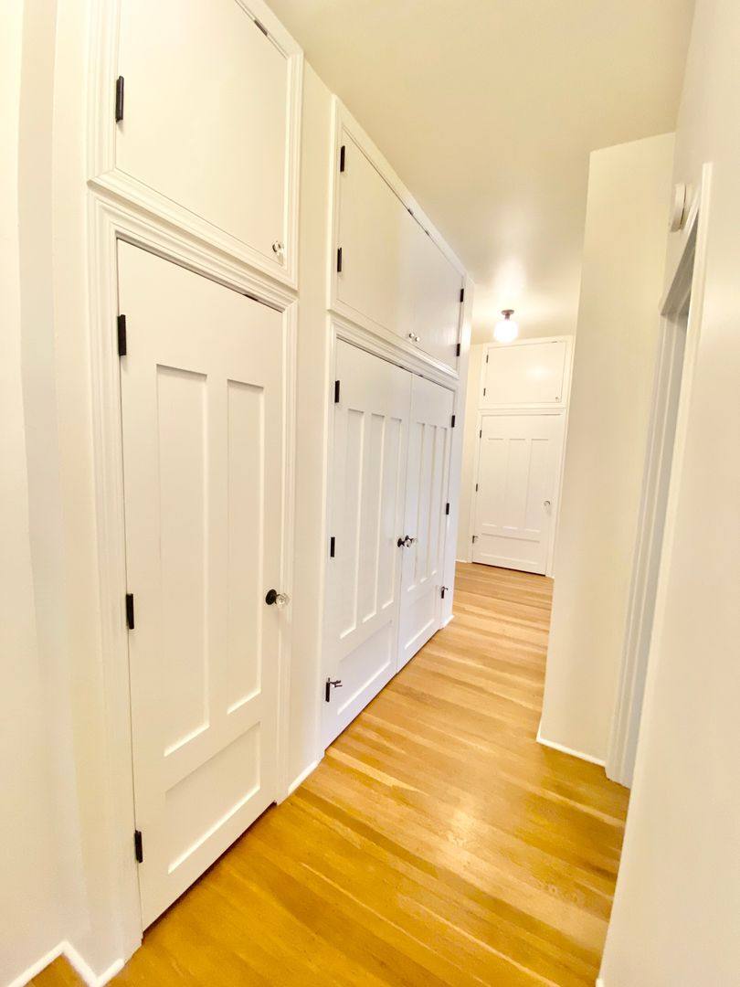 Apartment for rent at 810 E Denny Way, Seattle, WA 98122