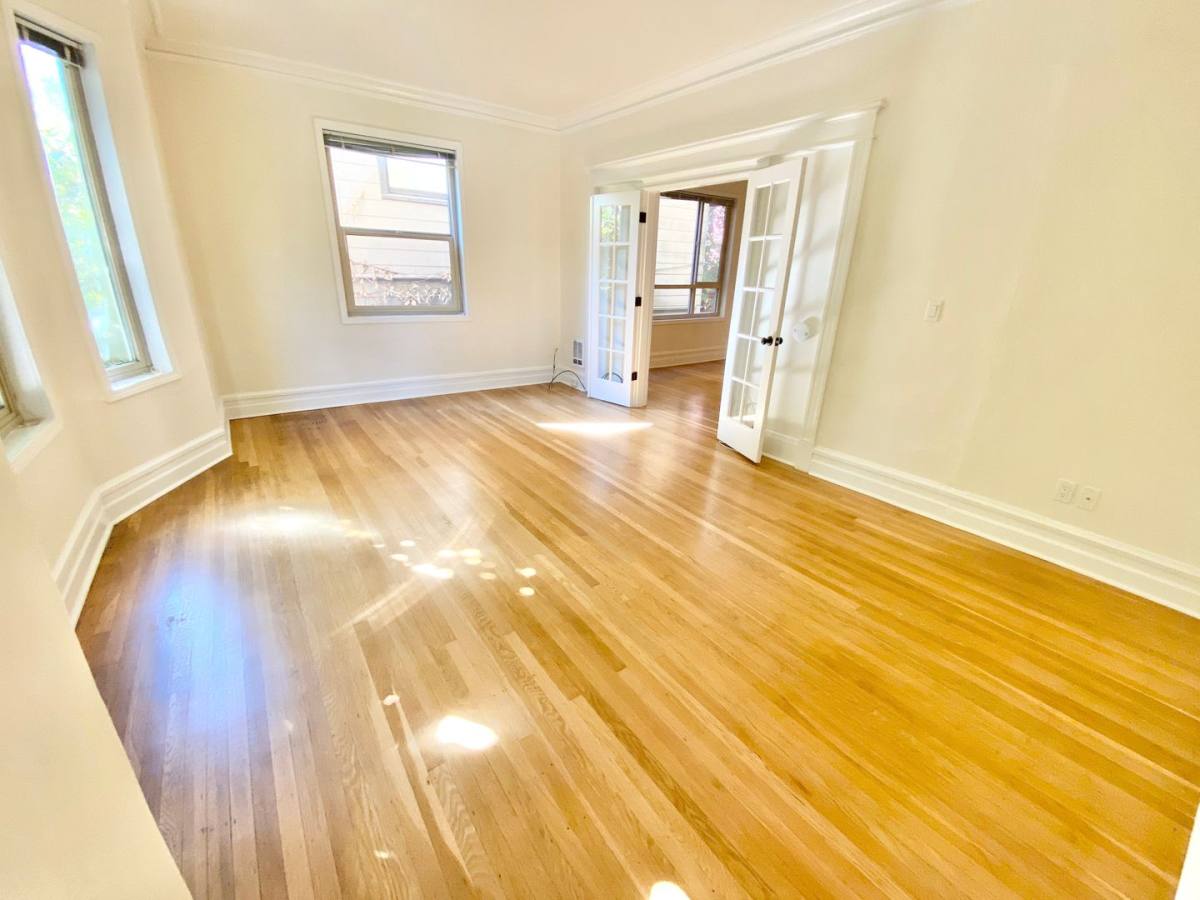 Apartment for rent at 810 E Denny Way, Seattle, WA 98122