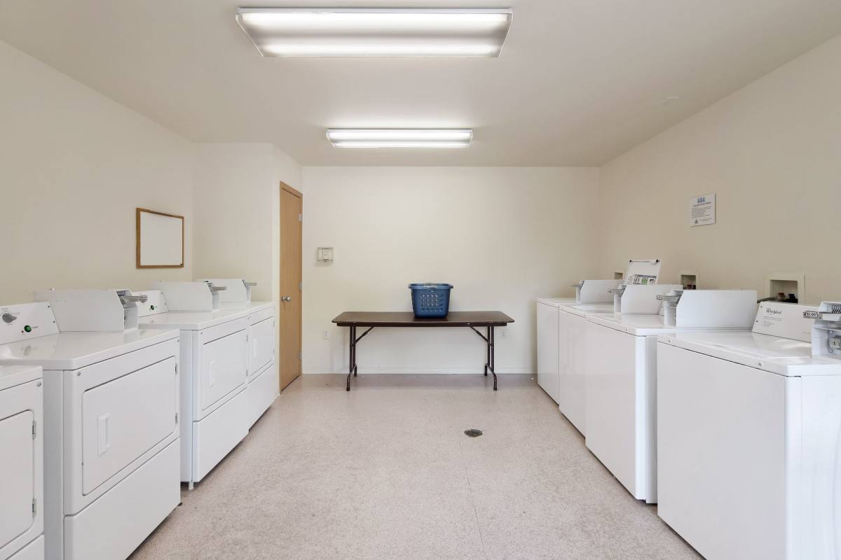 Apartment for rent at 2600, 2604, 2608 Douglas Ave, Bellingham, WA 98225