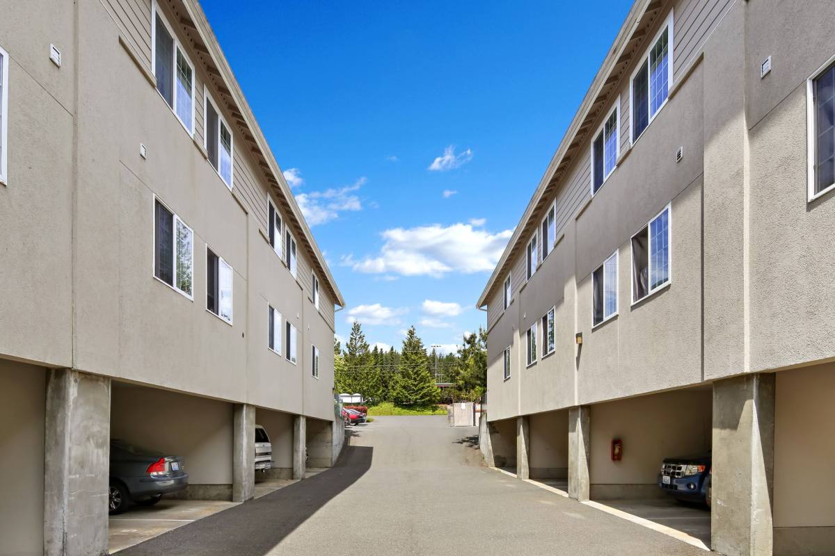 Apartment for rent at 2600, 2604, 2608 Douglas Ave, Bellingham, WA 98225