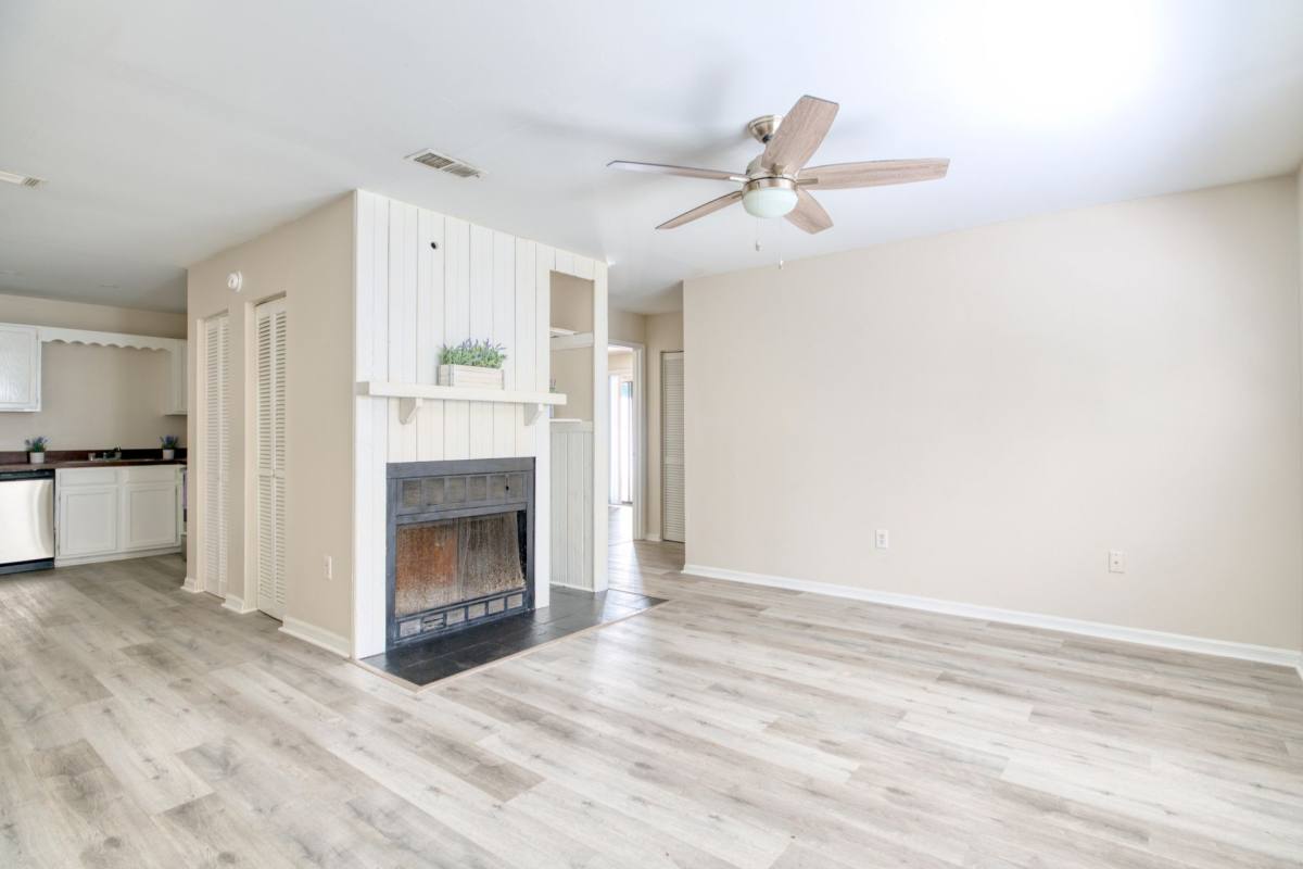 Apartment for rent at 4203 NE 2nd Way, Gainesville, FL 32609