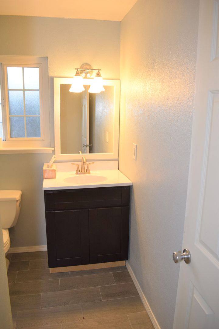 House for rent at 7328 Del Coronado Way, Sacramento, CA 95828