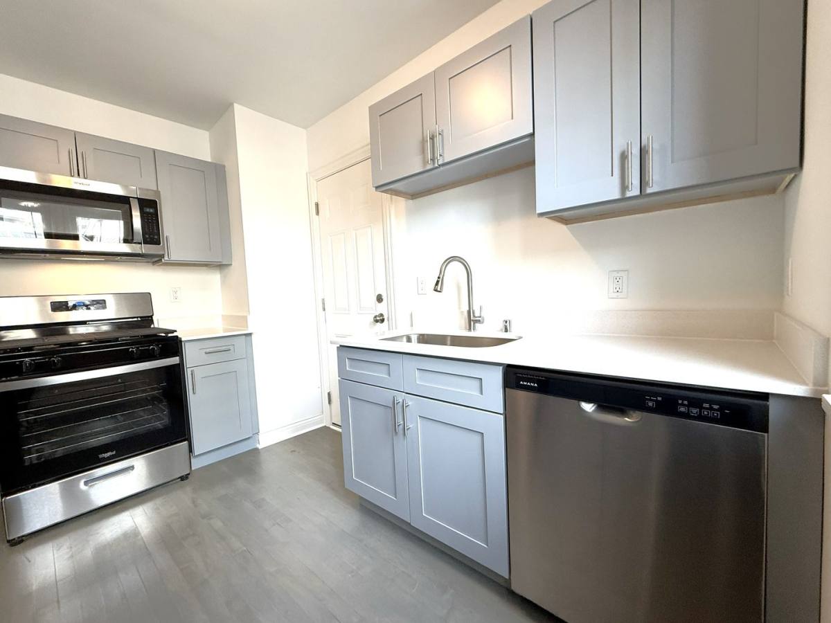 Apartment for rent at 1800 N Farwell Ave, Milwaukee, WI 53202