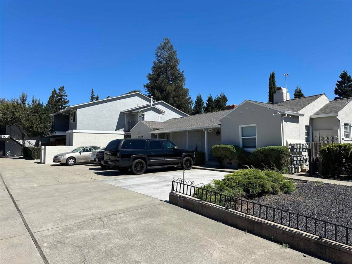 Apartment for rent at 3612 Jamison Way, Castro Valley, CA 94546