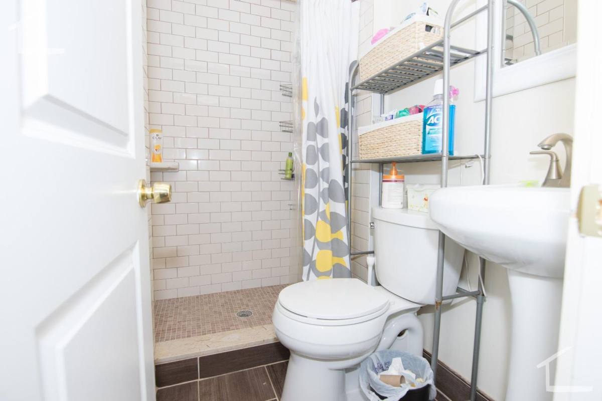 Apartment for rent at 210 Arlington St #1B, Watertown, MA 02472