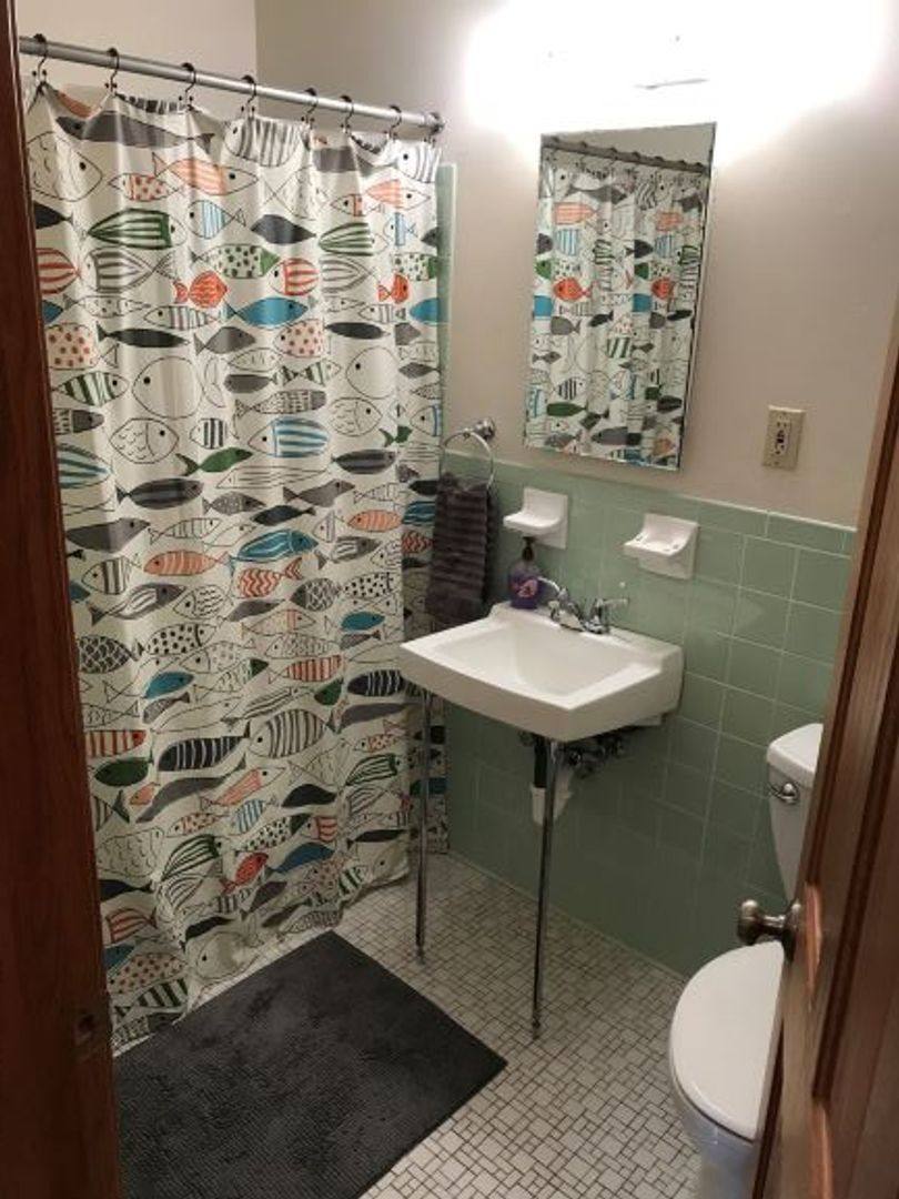 Apartment for rent at 4201 3rd St NE, Minneapolis, MN 55421