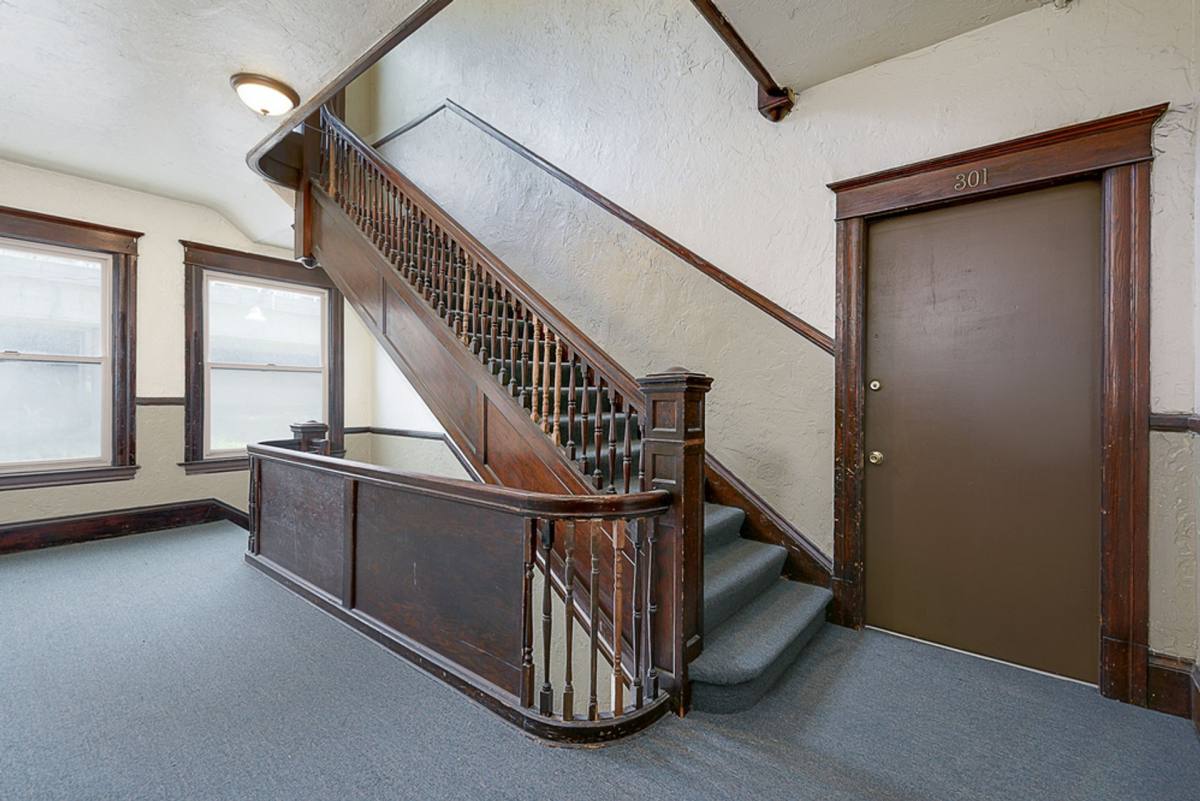 Apartment for rent at 409 Eastlake Ave E, Seattle, WA 98109