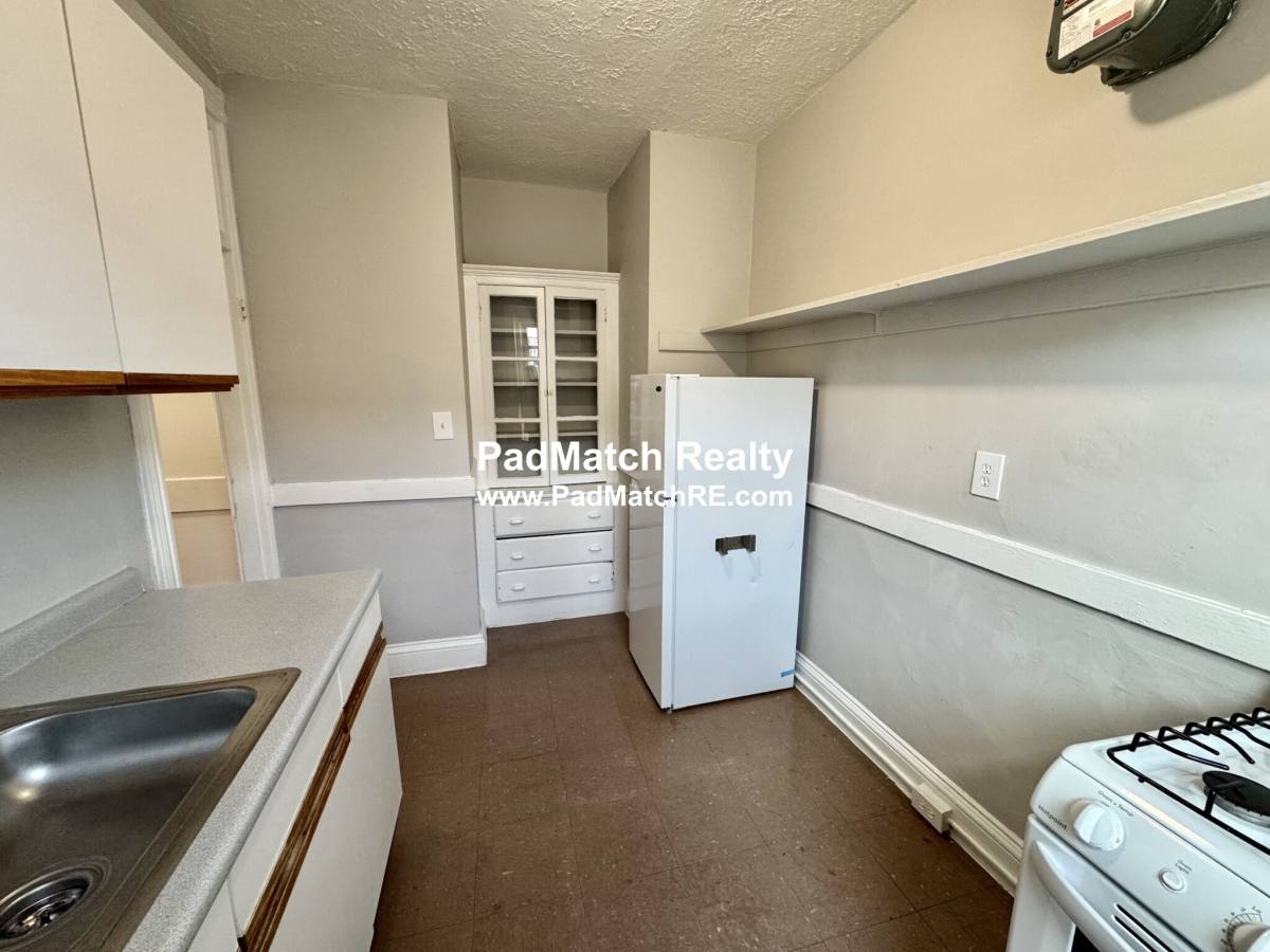 Apartment for rent at 83 Gordon St #12, Allston, MA 02134