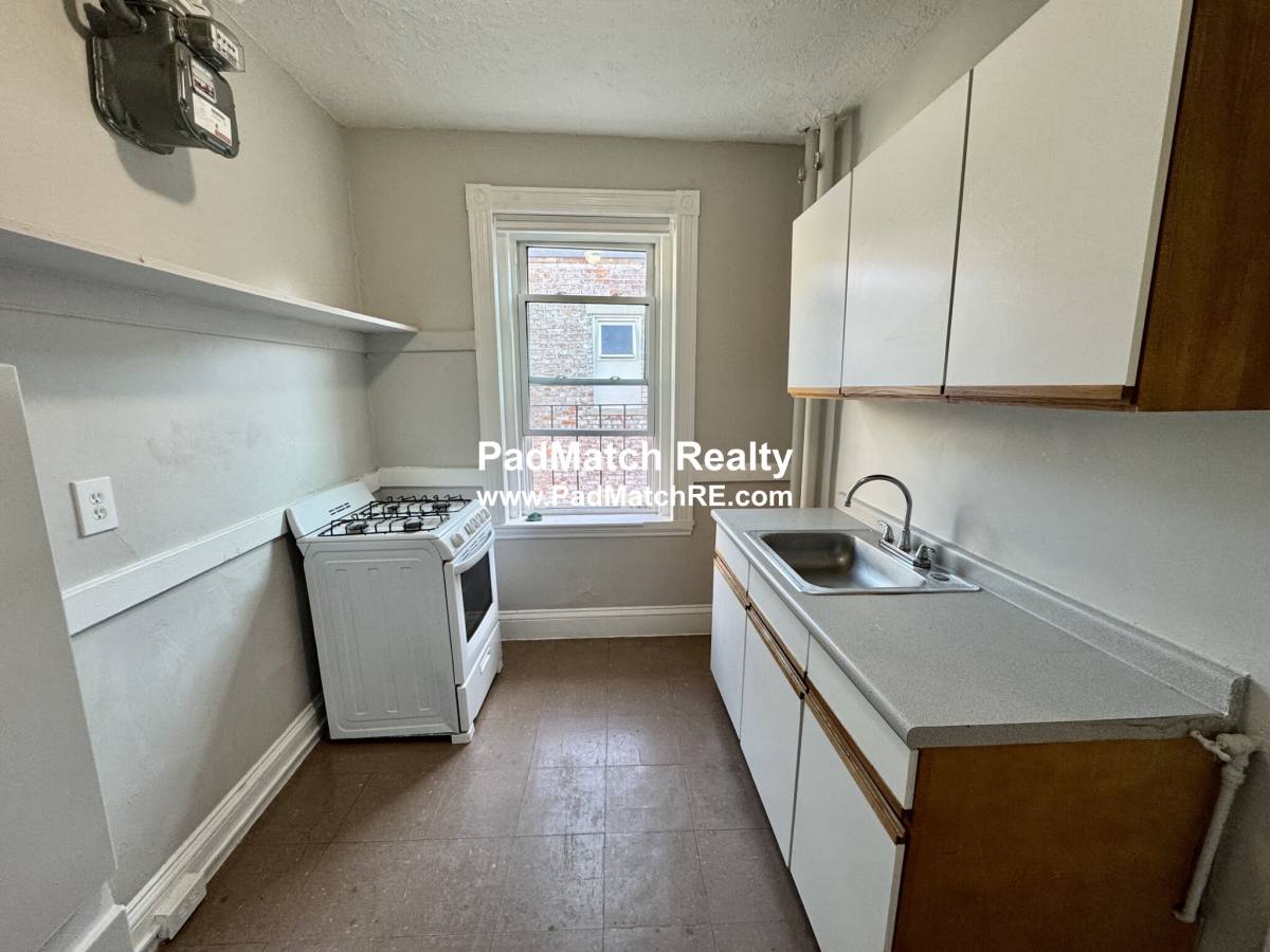 Apartment for rent at 83 Gordon St #12, Allston, MA 02134