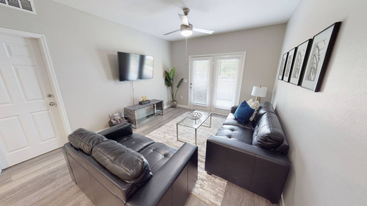 Apartment for rent at 400 Putnam Dr, Tallahassee, FL 32301