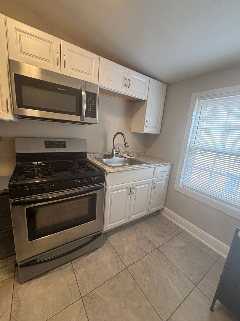 Apartment for rent at 24 E Madison St, Baltimore, MD 21202