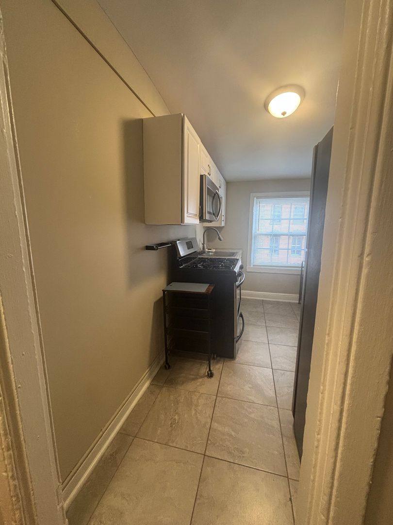 Apartment for rent at 24 E Madison St, Baltimore, MD 21202