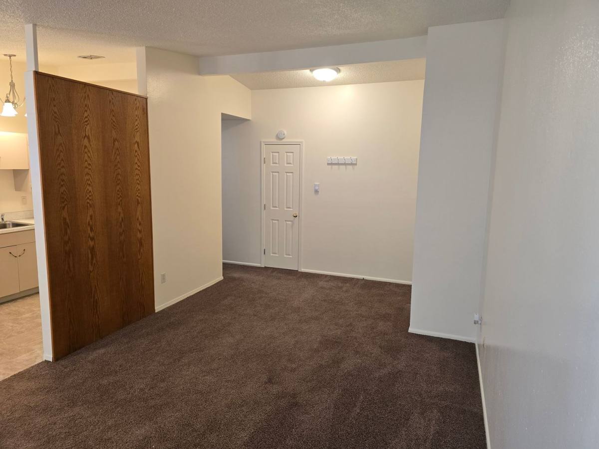 Apartment for rent at 11233 SE 27th, Portland, OR 97222