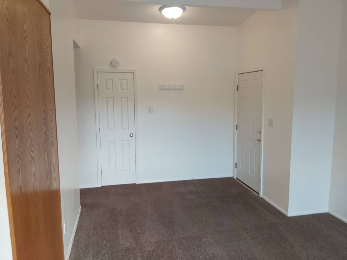 Apartment for rent at 11233 SE 27th, Portland, OR 97222