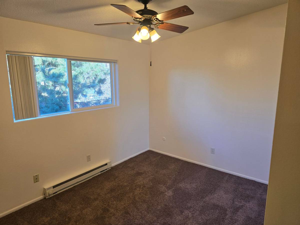 Apartment for rent at 11233 SE 27th, Portland, OR 97222