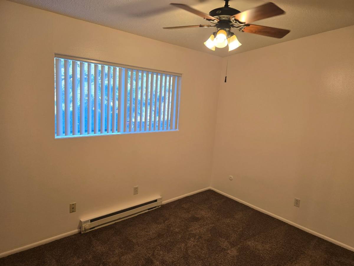 Apartment for rent at 11233 SE 27th, Portland, OR 97222
