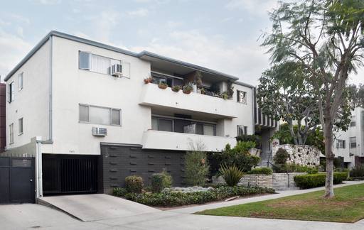 Apartment for rent at 8221 De Longpre Ave, Los Angeles, CA 90046