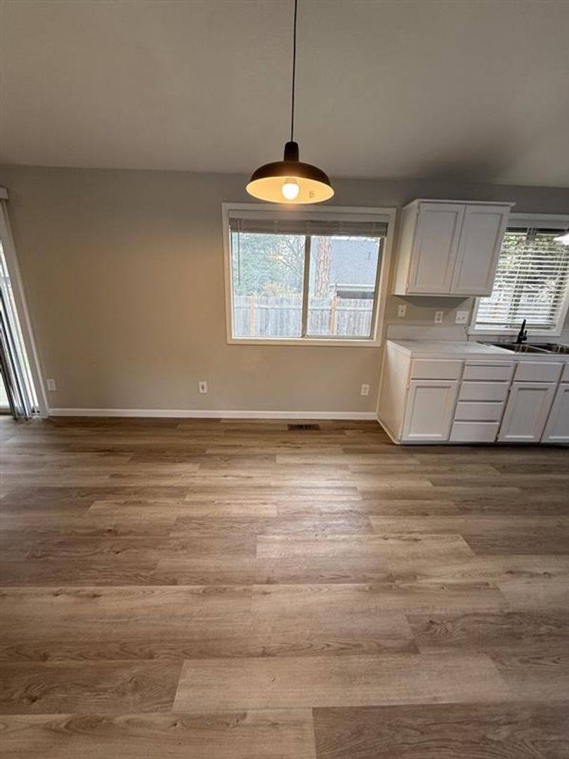 House for rent at 1333 SW 178th Ave, Beaverton, OR 97006
