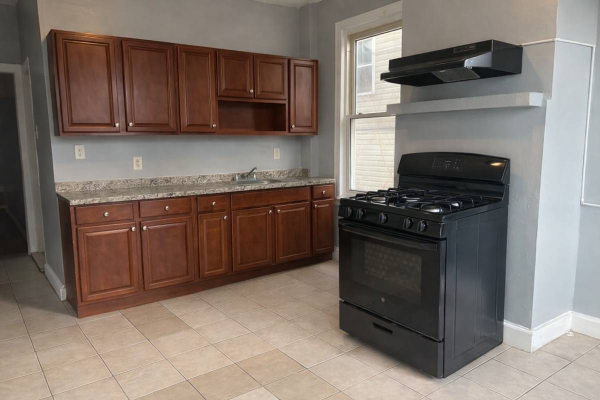 Apartment for rent at 319 Irvine Turner Blvd, Newark, NJ 07108