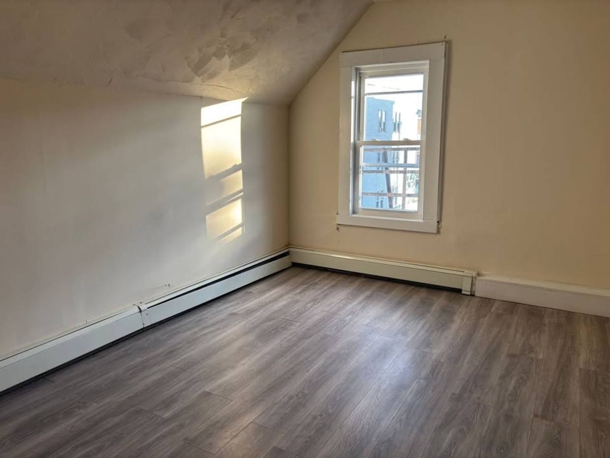 Apartment for rent at 356 Hamilton, Paterson, NJ 07501