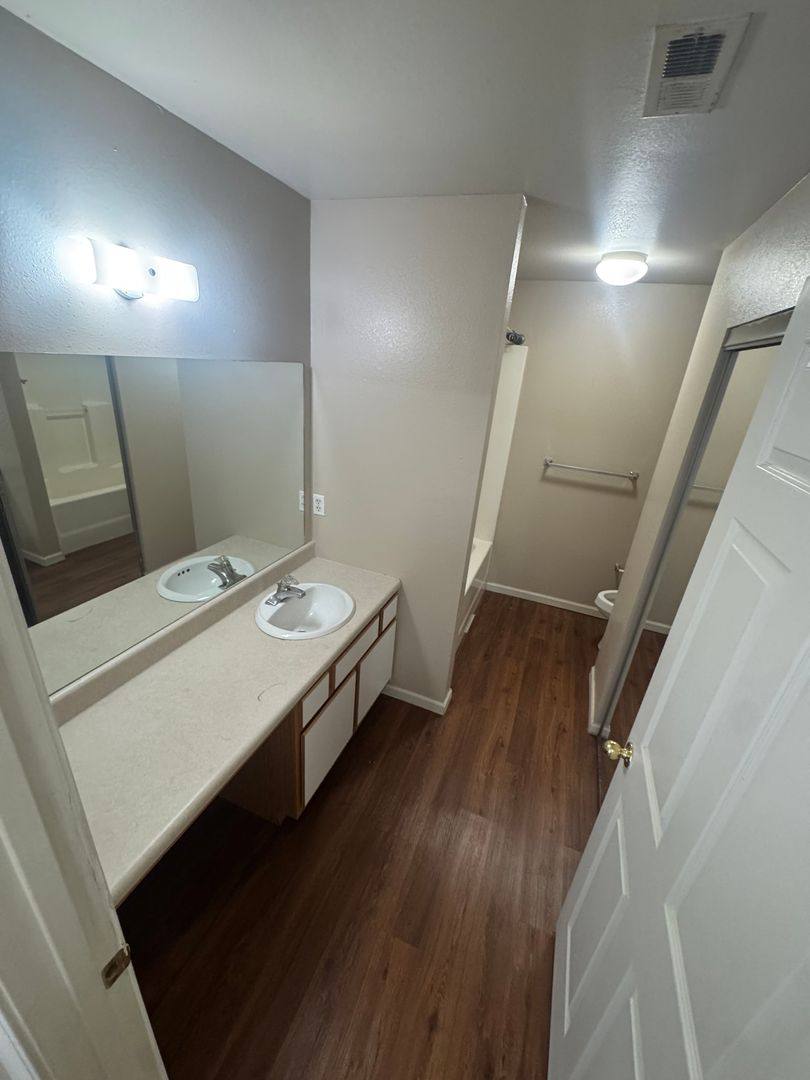 Apartment for rent at 125-139 Hickory Ridge, Saint Robert, MO 65584