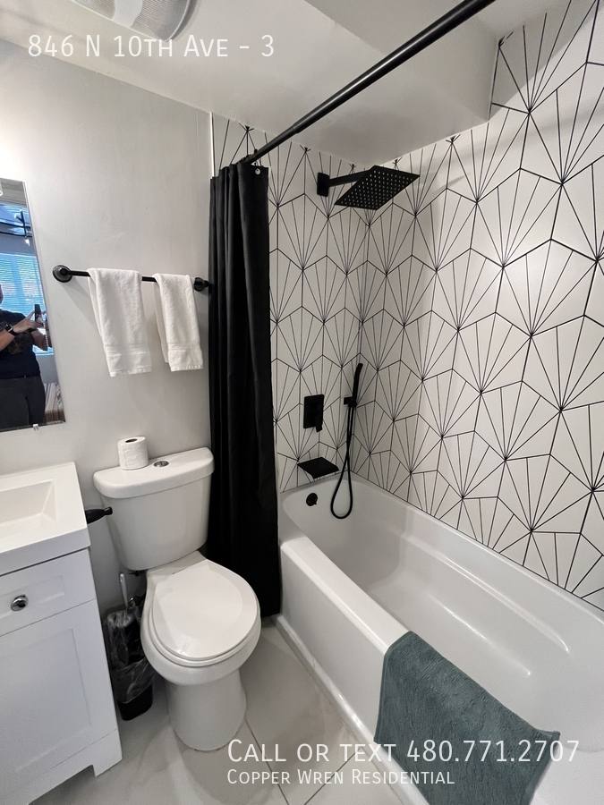 Apartment for rent at 846 N 10th Ave #3, Phoenix, AZ 85007