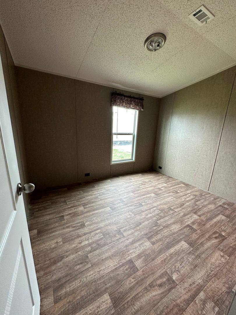 Apartment for rent at 109 W Business Highway 83 #G21, Donna, TX 78537